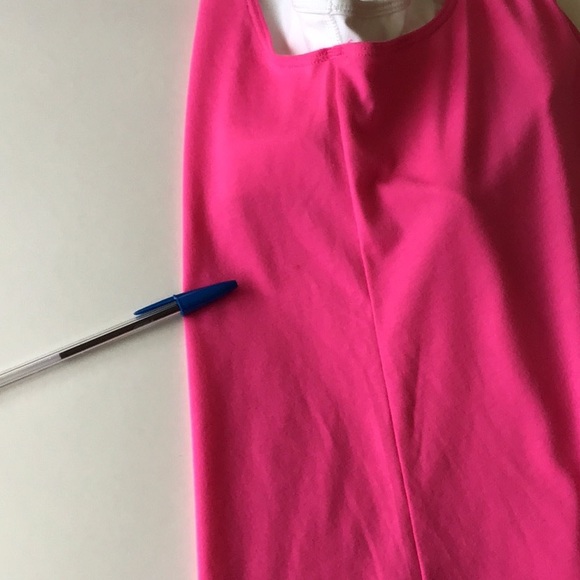 Nike Dri Fit Tank-Built in Bra - Picture 12 of 12